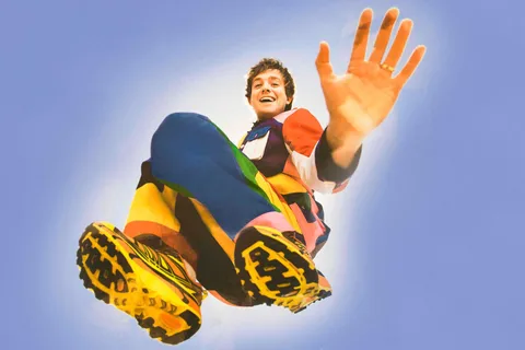 Dayglow has shared ‘Second Nature’, the third single from his upcoming record, ‘People In Motion’