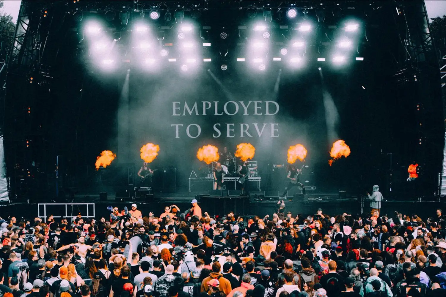 Employed To Serve have shared their crushing new track ‘Dead Reckoning’