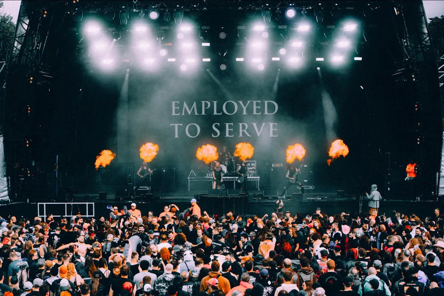 Employed To Serve have shared their crushing new track ‘Dead Reckoning’