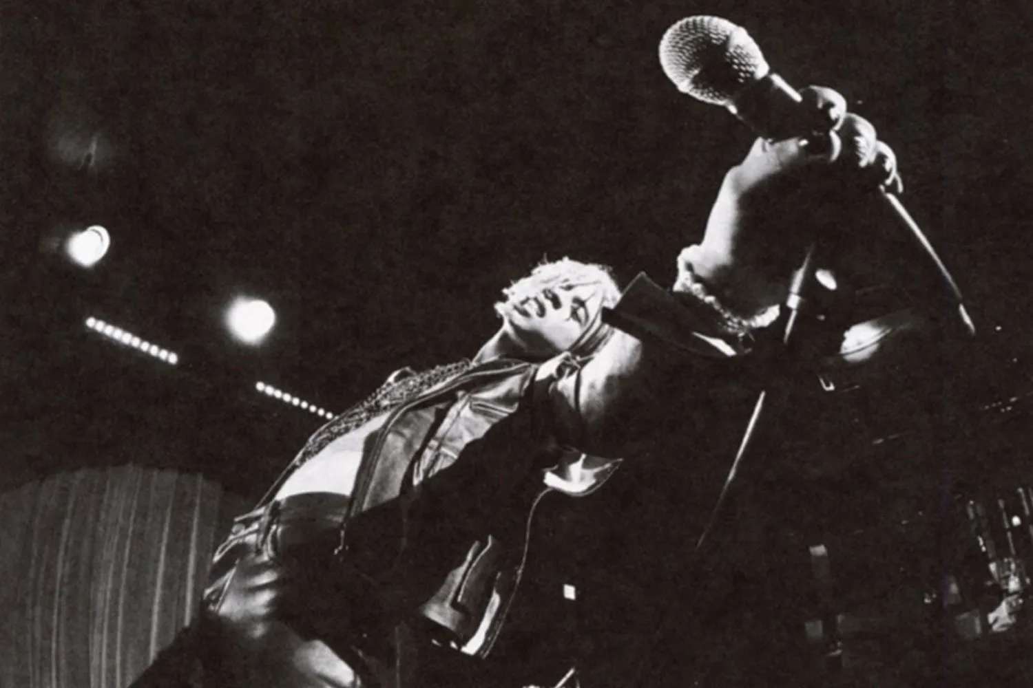 iann dior is kicking off his summer touring with new single 'Live Fast Die Numb'