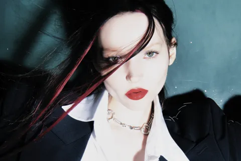 Dove Cameron has released her latest single 'Girl Like Me'