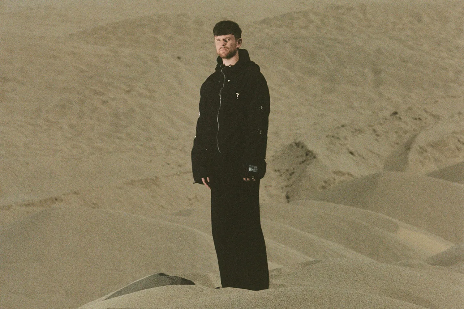 James Blake has released a new single, 'Loading'