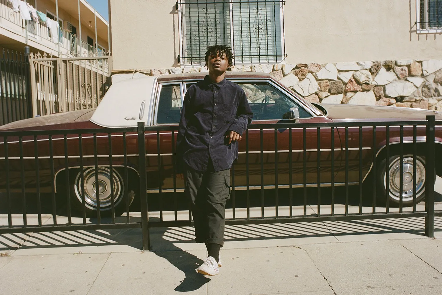 Miloe has released his new single and video, 'elastic'