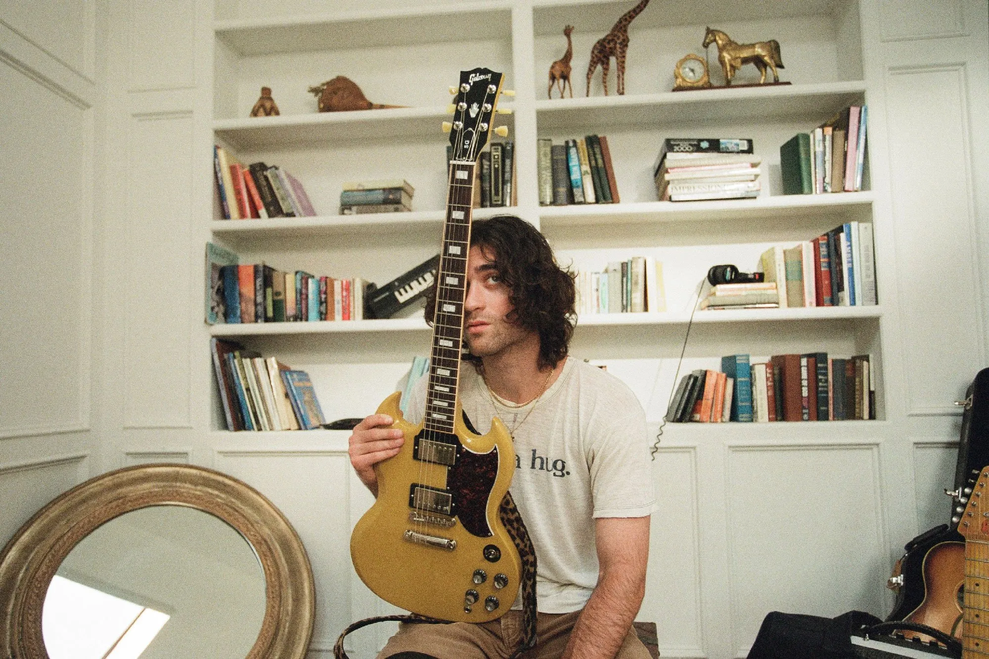 Alexander 23 has shared a new single co-written with Olivia Rodrigo, 'Hate Me If It Helps'