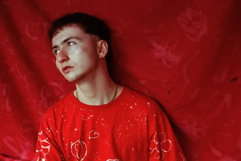 piglet has shared ‘to you tonight’, a single from his newly-announced ‘seven songs’ EP