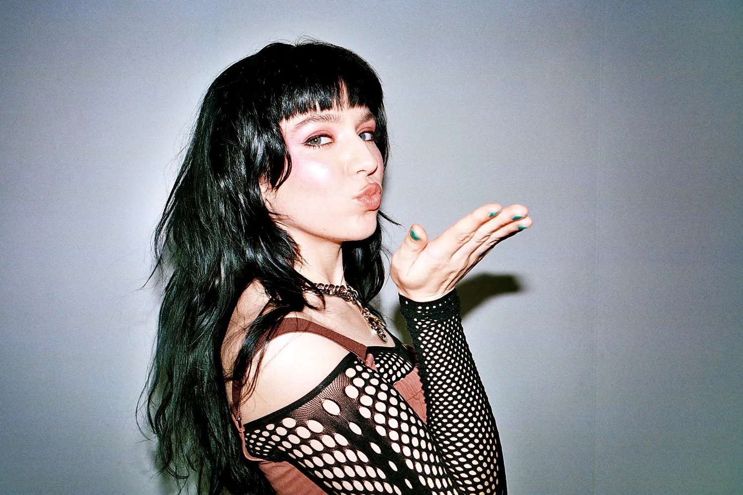 TATYANA has announced her debut album with a video for new single, 'Kiss Me Right Now'