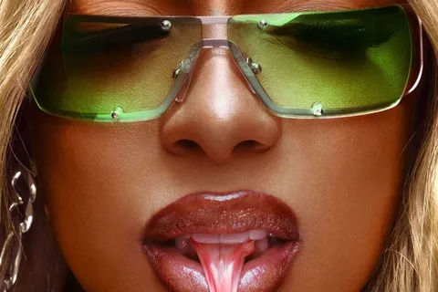 Victoria Monét has shared her "soundtrack to positive affirmations", new single and video 'On My Mama'