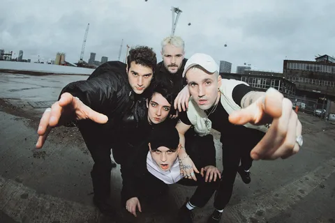 Vlure have released their new single, 'Cut It'