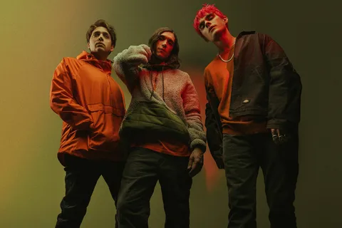 Waterparks have dropped their new single 'Funeral Grey', the band's first for Fueled By Ramen