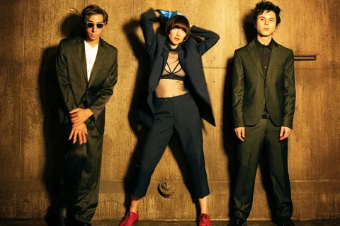 Yeah Yeah Yeahs have released their new single 'Burning', inspired by the time Karen O set fire to her room