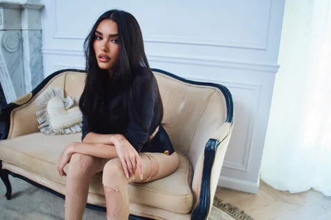 Madison Beer is shutting out the noise on 'locket'