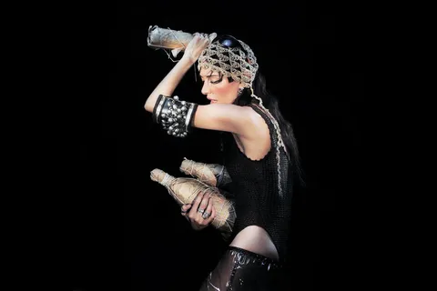 Caroline Polachek has debuted her new single, 'Sunset'