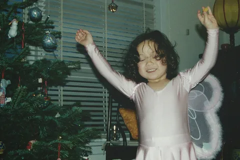 Laufey has shared a festive new single, ‘The Christmas Waltz’