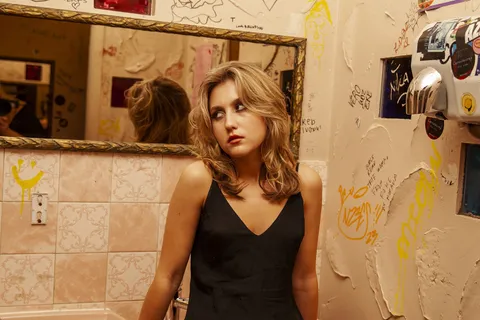 Hannah Grae has released a Halloweeny new Blondie-inspired track, 'Who Dunnit?'