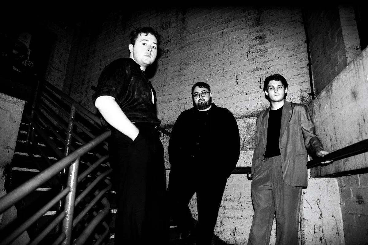 Vistas have released a new single, ‘Follow You Down’, from their upcoming EP, ‘Beautiful Nothing’