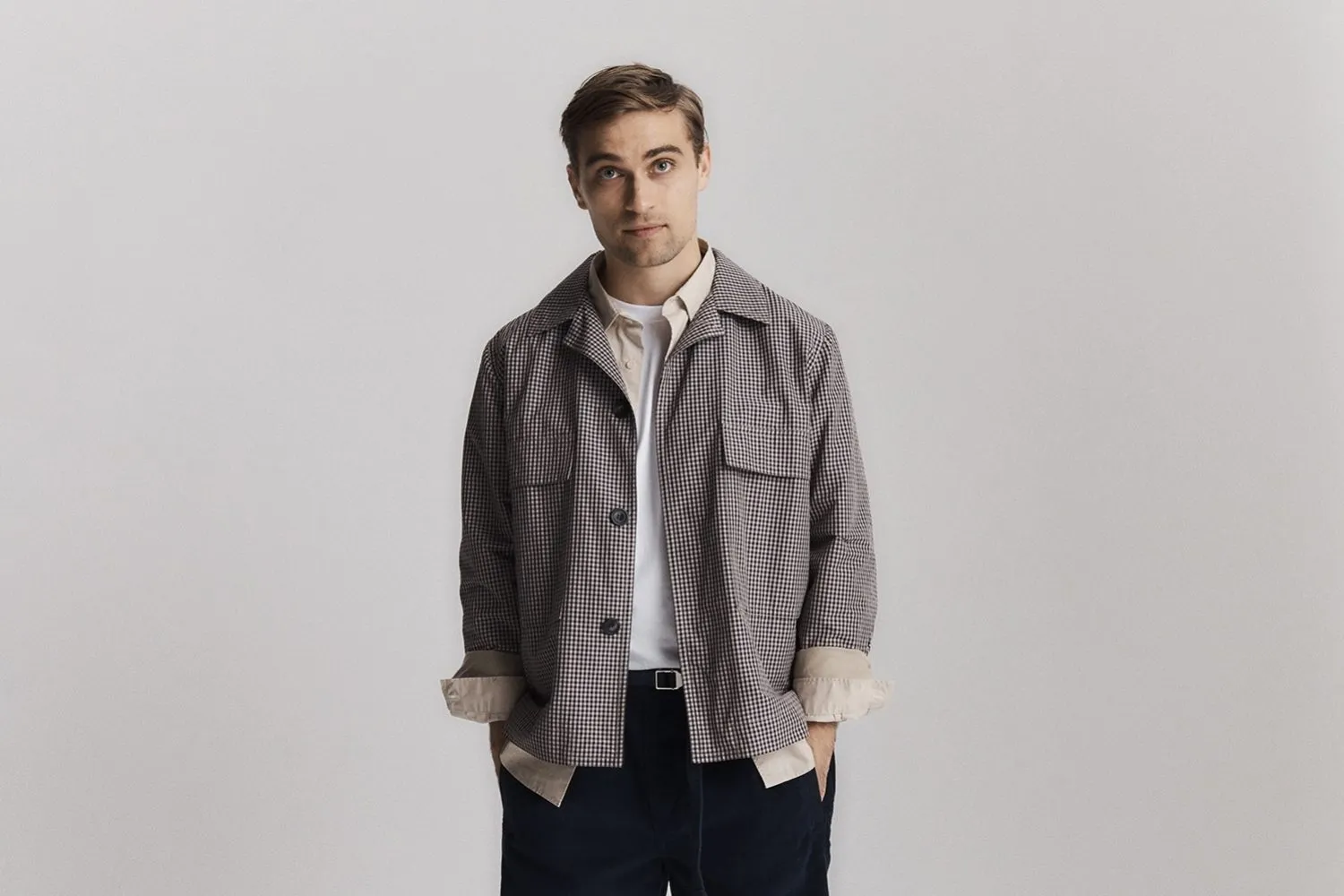 Rhys Lewis has announced a date for his upcoming album, and shared new single ‘The Sun Will Rise’