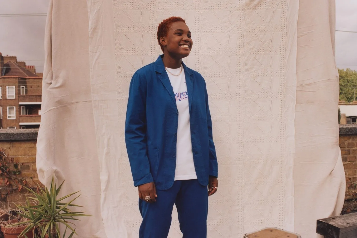 Arlo Parks has dropped a brand new video for ‘Caroline’