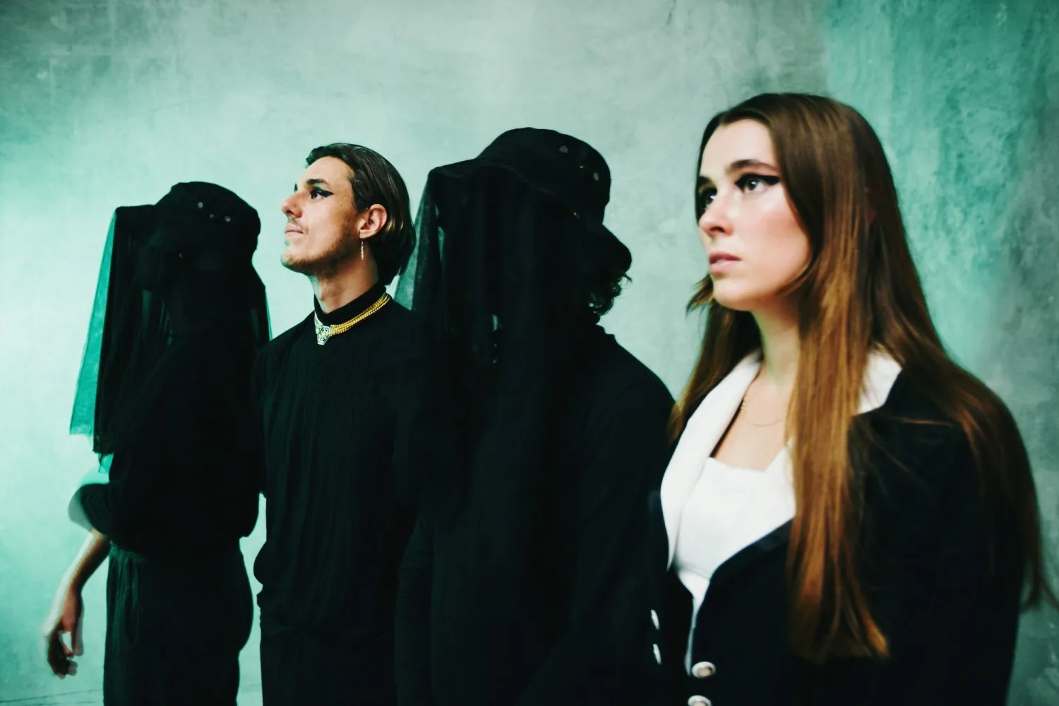Confidence Man are set to return next month with a brand new banger, 'Holiday'