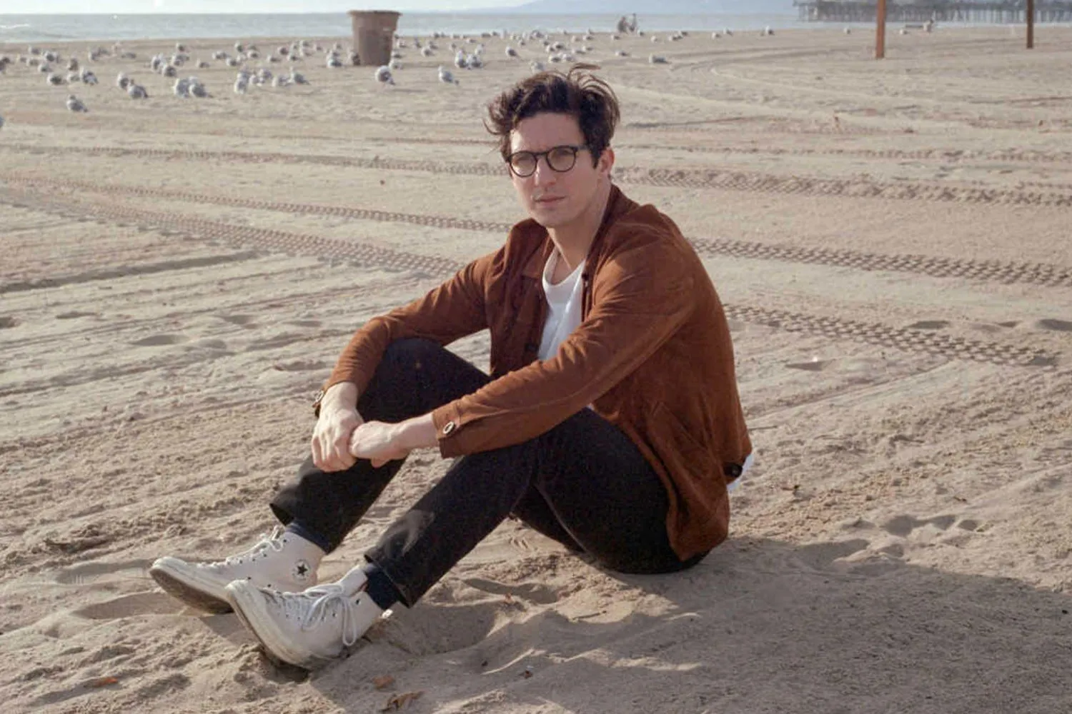 Dan Croll has released a new double A-side single, 'So Dark' / 'Honeymoon'