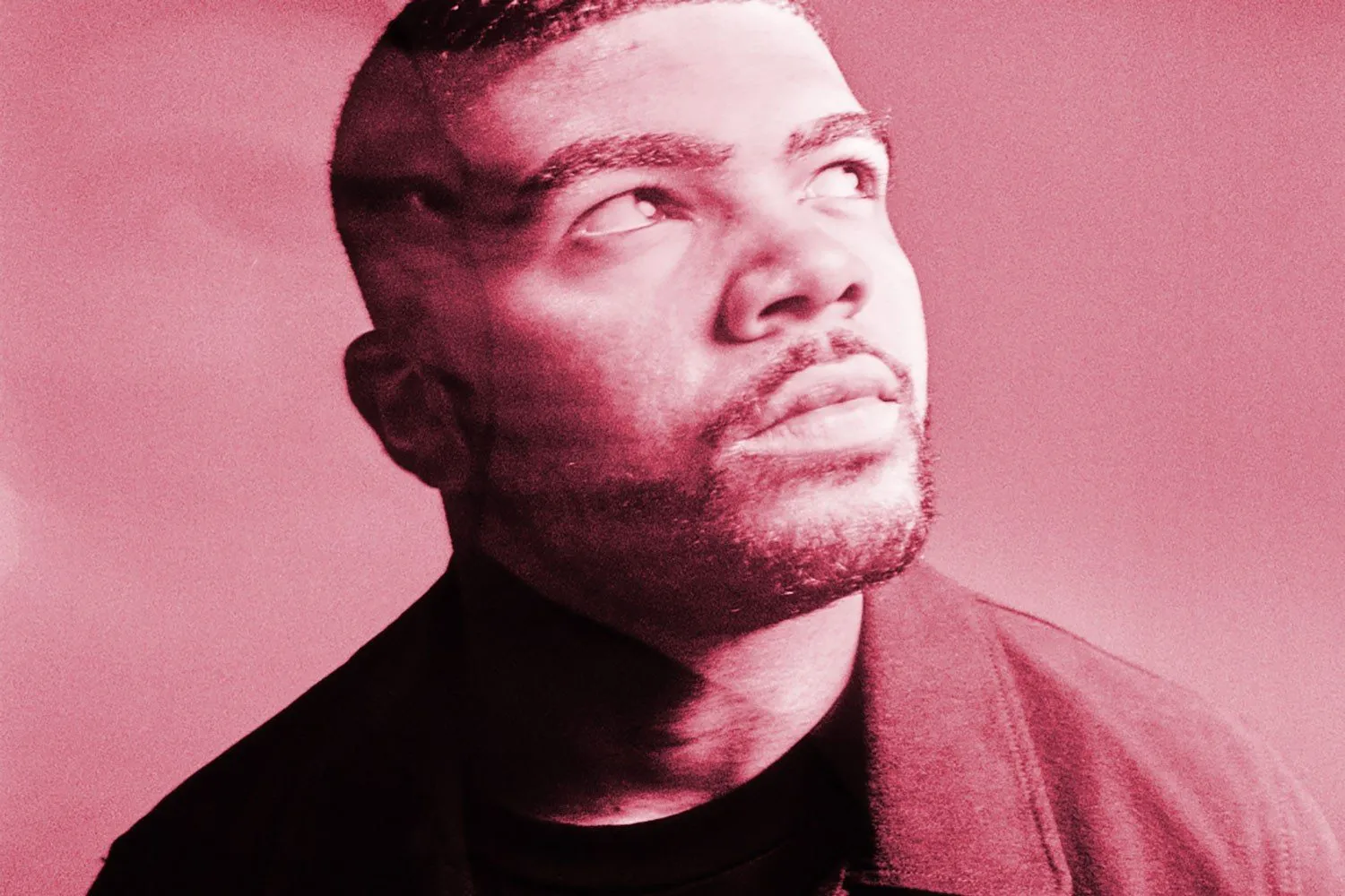 Eli Moon has released a brand new single, 'Black Roses'.