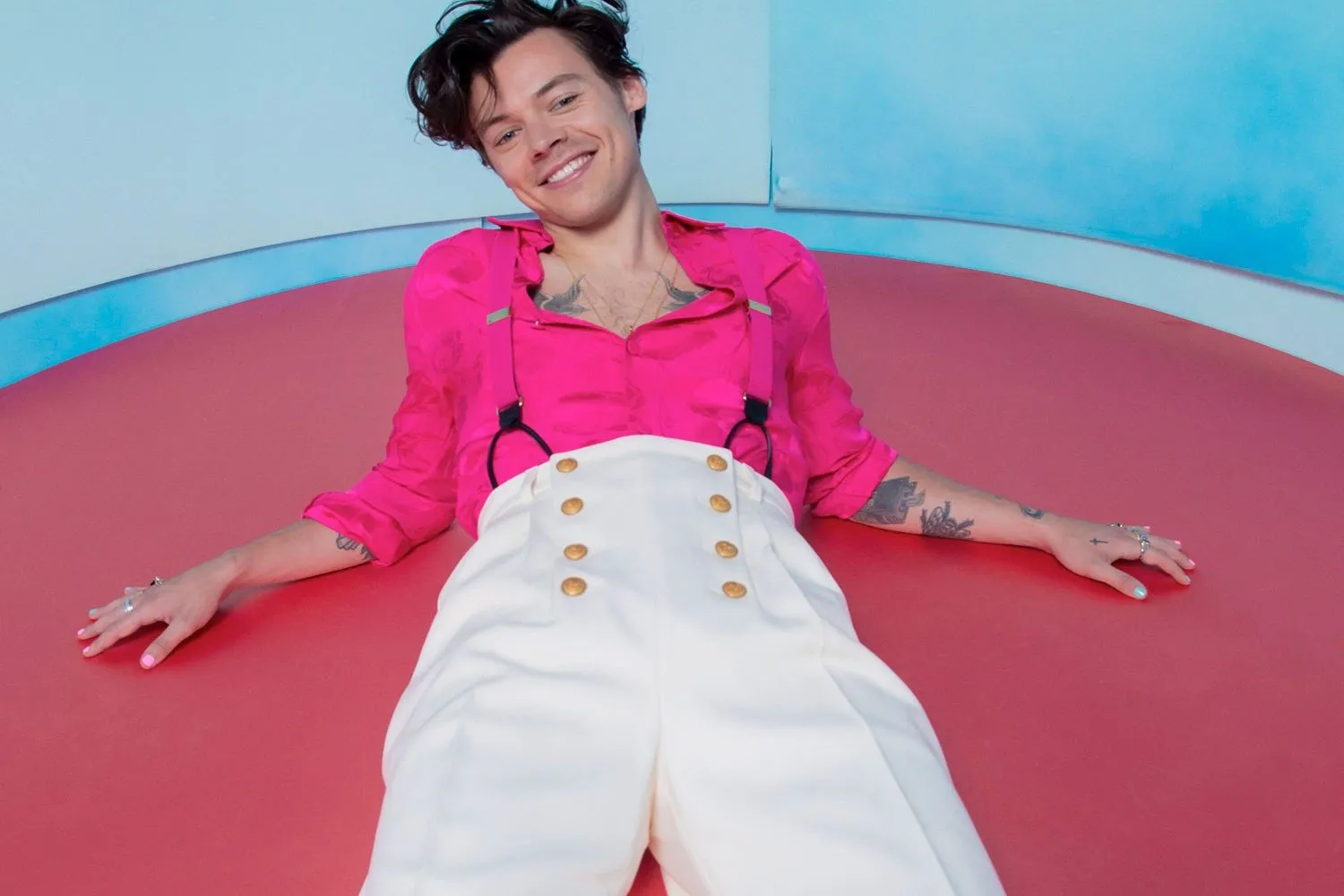 Harry Styles has dropped a brand new bop, 'Watermelon Sugar'