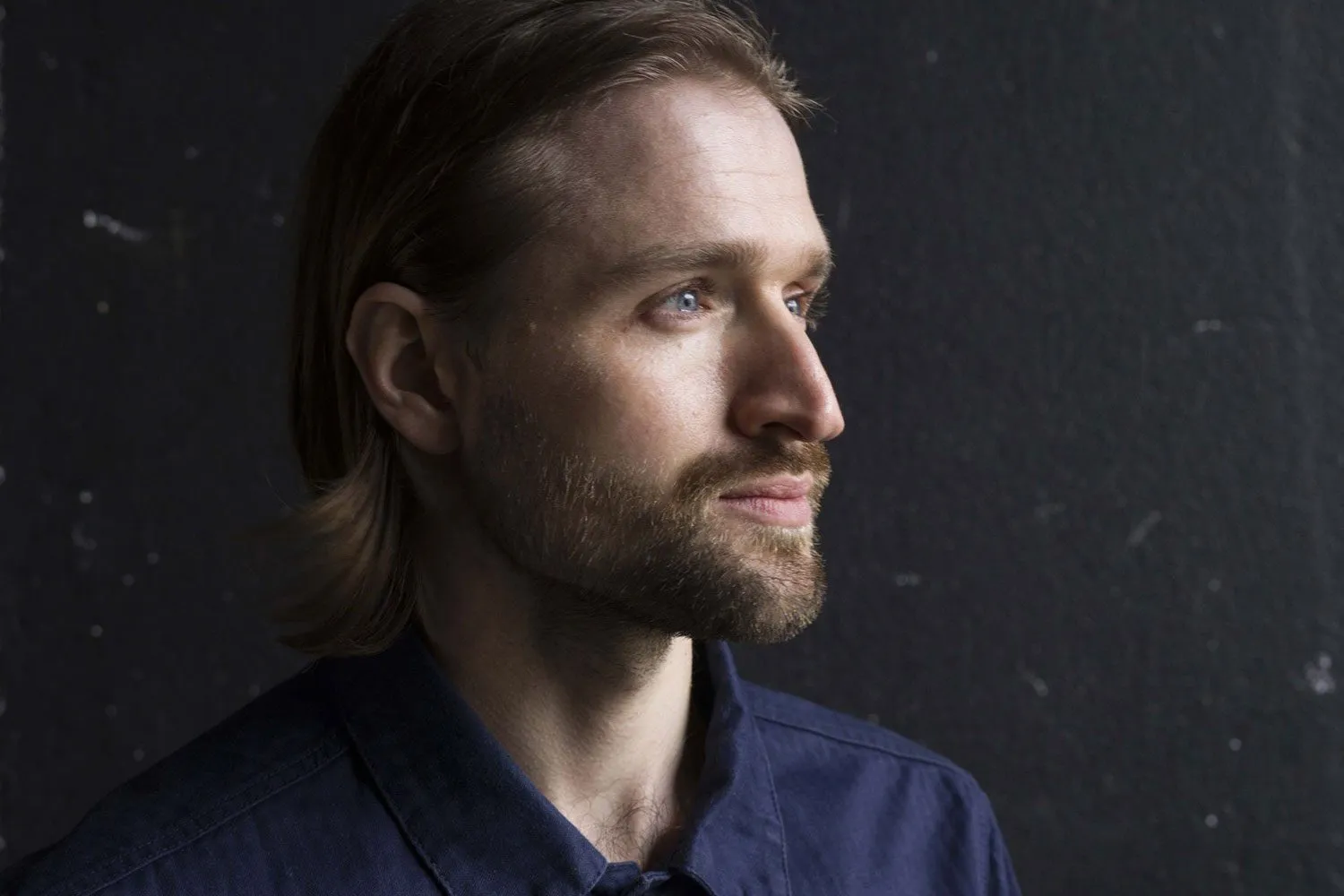 Hayden Thorpe has dropped a new track, check out 'Full Beam'