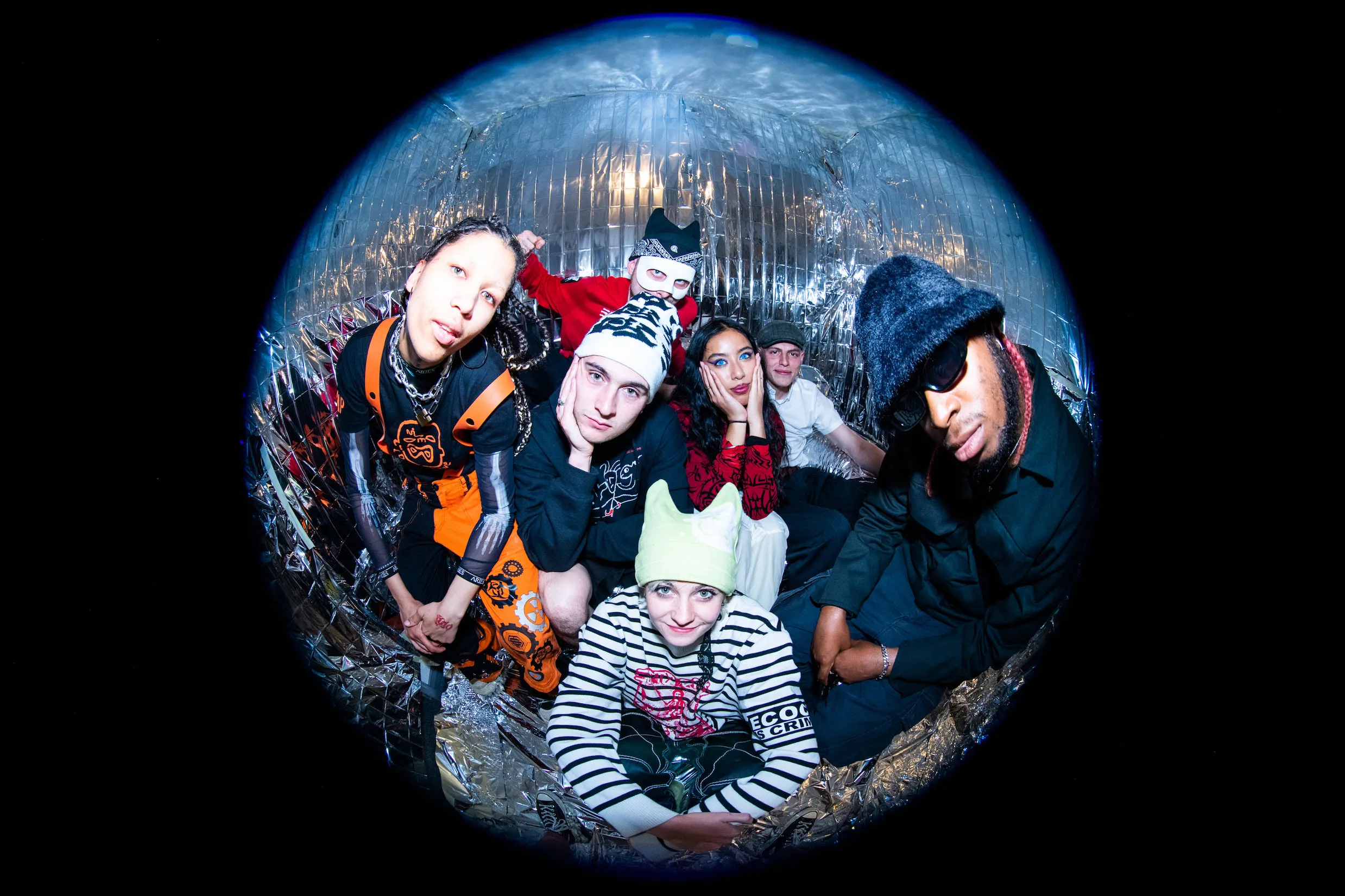 NiNE8 Collective have dropped a brand new single, 'Luv U Do'