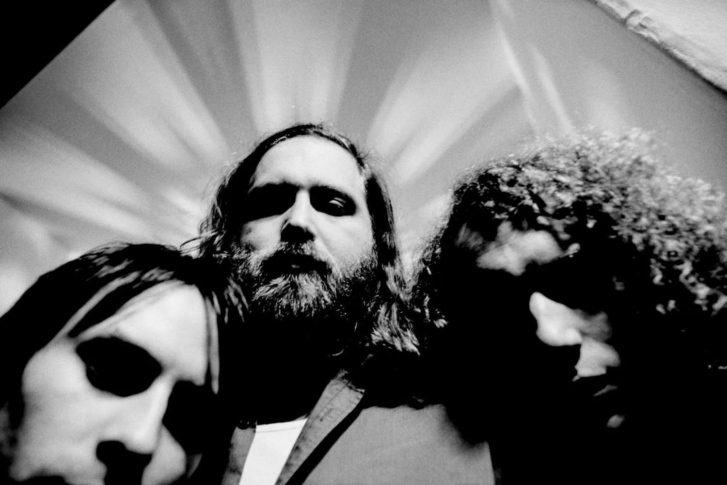 God Damn have debuted a new single, 'Hi Ho Zero'