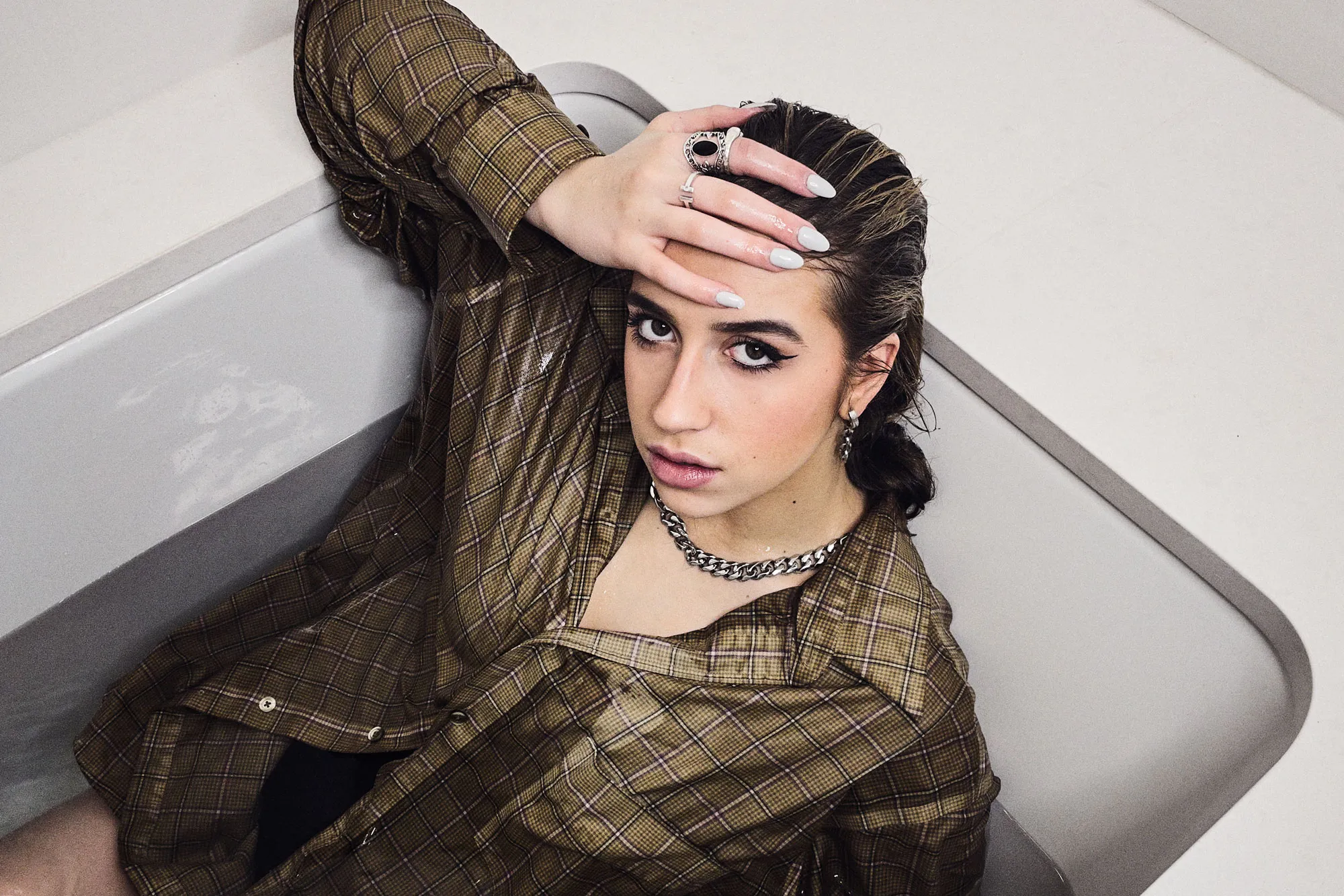 Tate McRae has dropped a brand new track, 'slower'