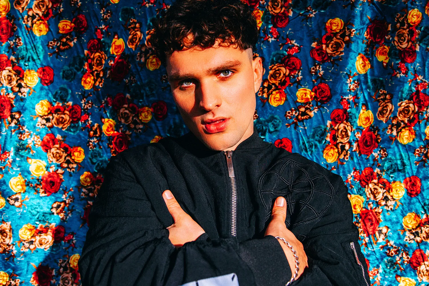 Dan D'Lion has dropped his new single 'Peachy', from an upcoming EP