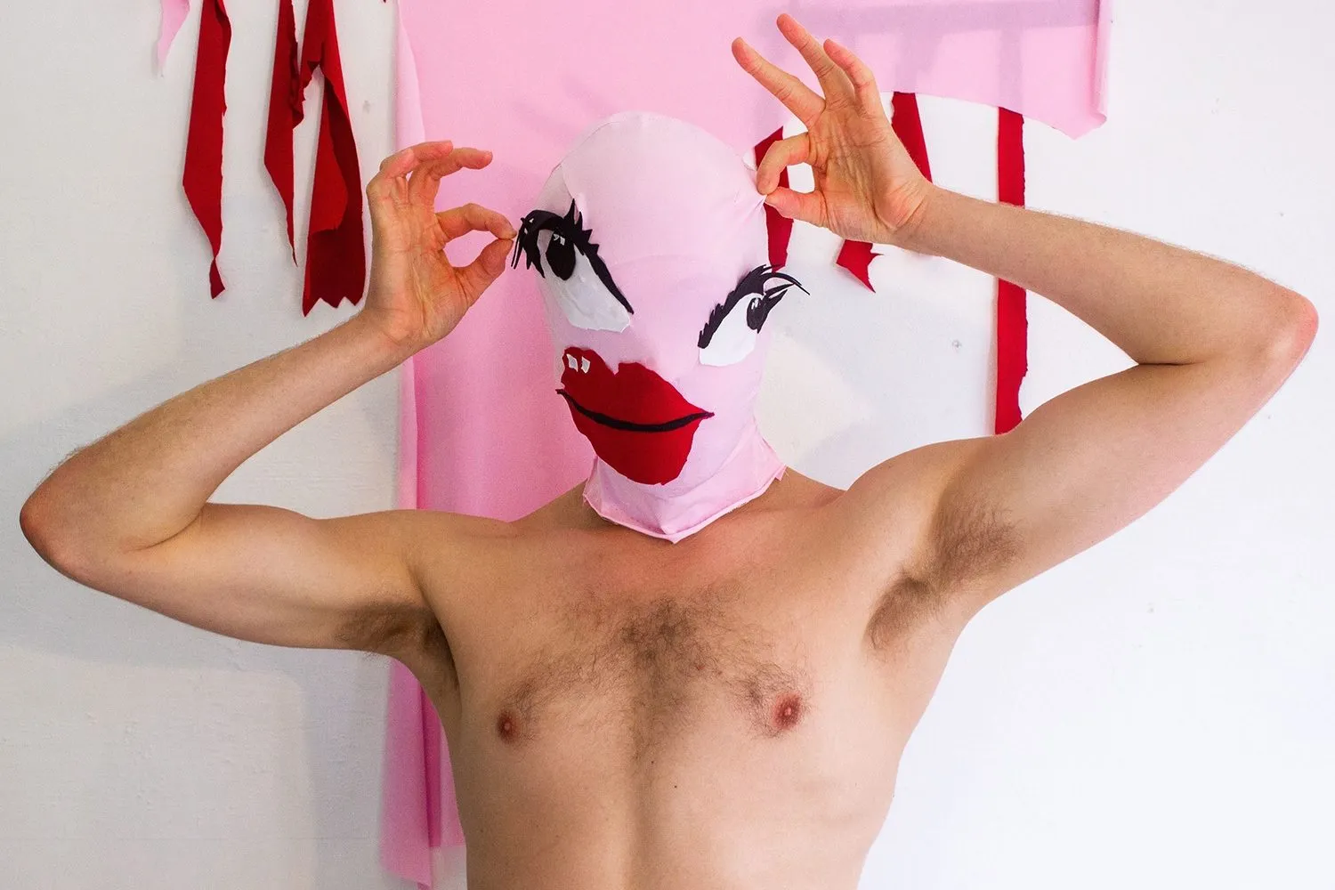 Lynks has shared his new track 'Brand New Face', from an EP coming next year