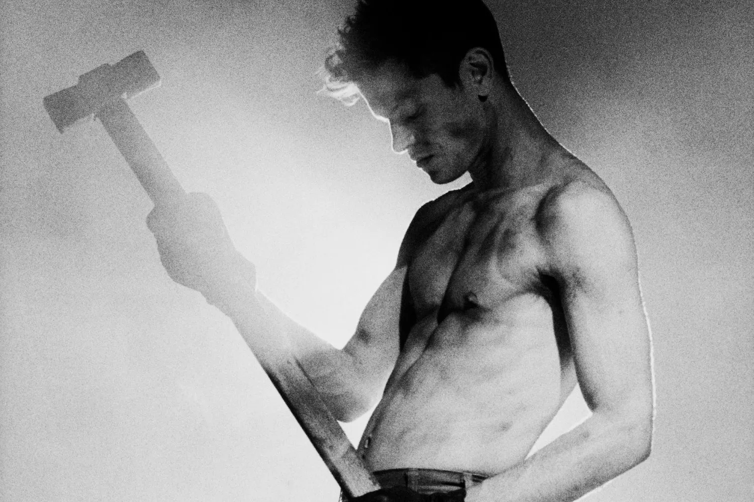 Perfume Genius has released his new tune, 'On The Floor'