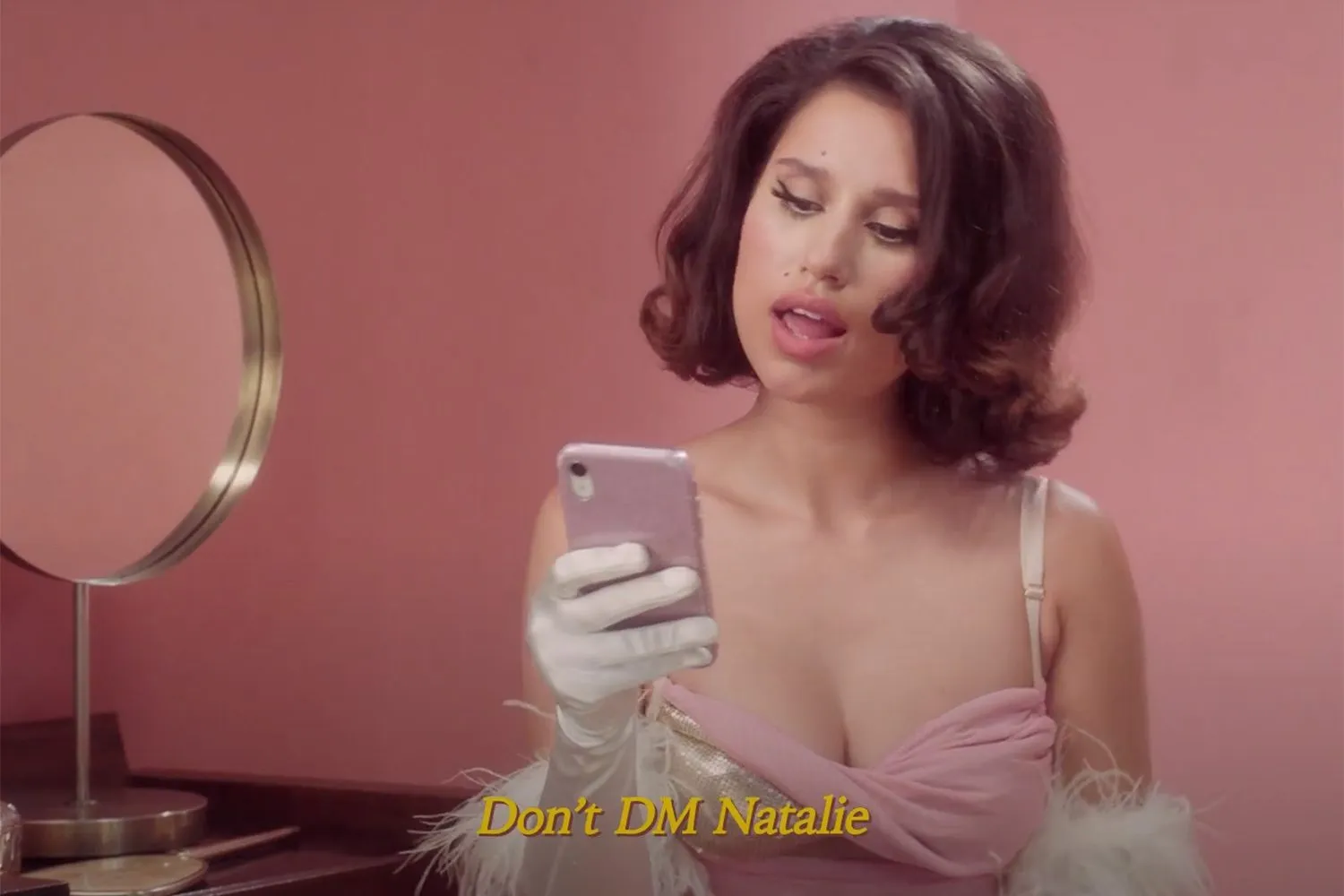 RAYE has shared her Dolly Parton-inspired track 'Natalie Don't', a "guide for the broken hearted"