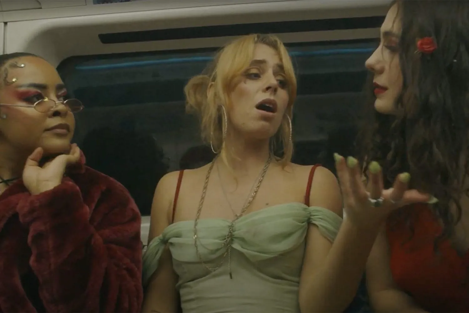 Rose Gray has shared her dancefloor-ready banger 'Save Your Tears'