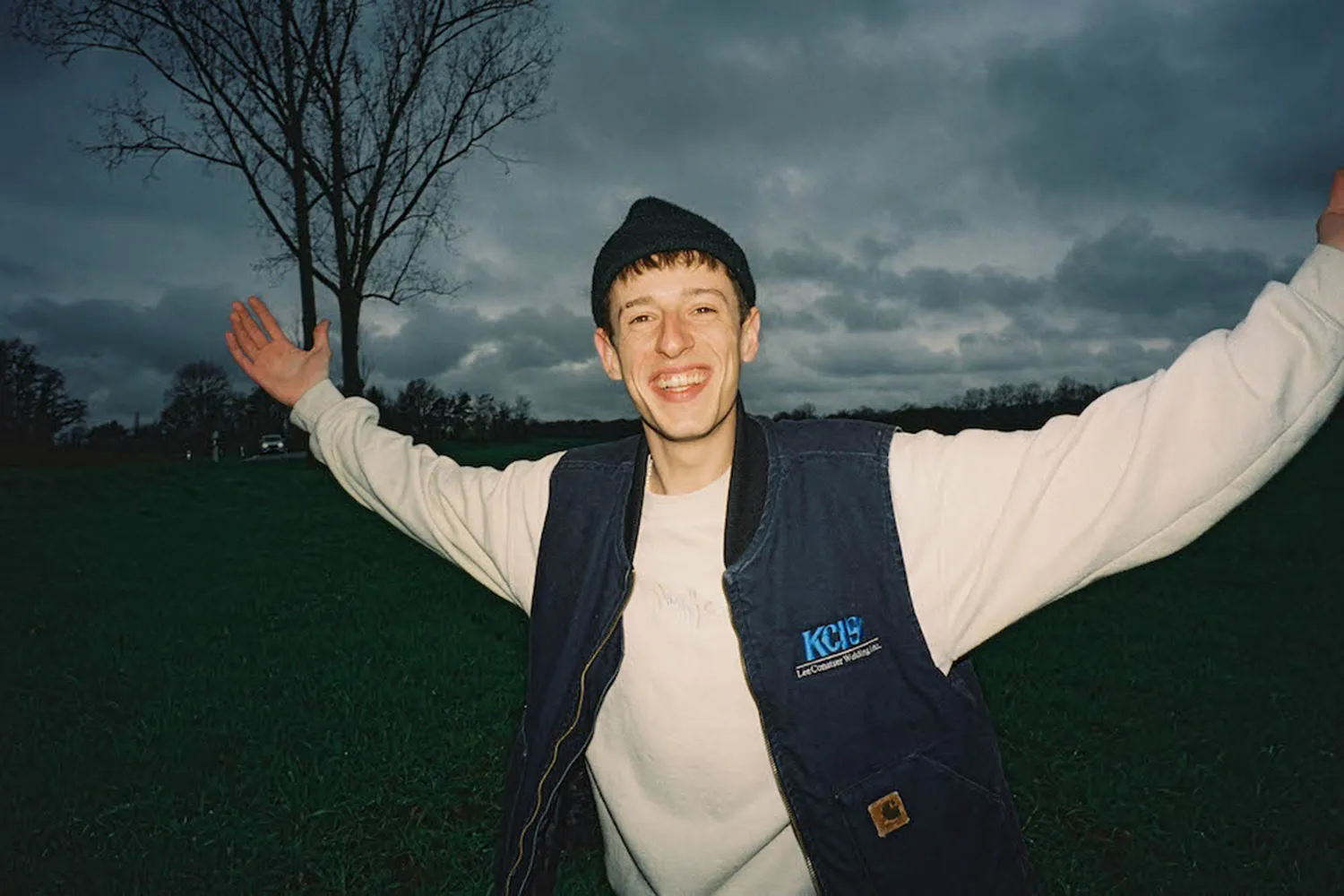 Shelter Boy has teamed up with Boy Pablo for his new laidback indie bop 'Terrace', a teaser from his upcoming debut album