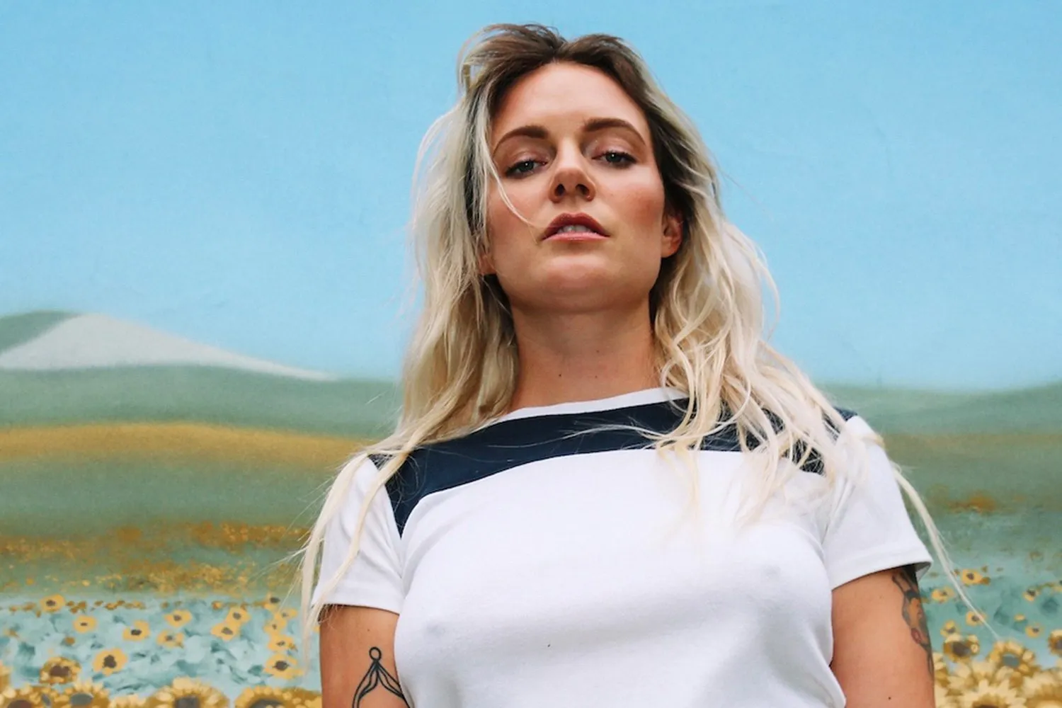 Tove Lo has released an expanded version of her latest album, 'Sunshine Kitty'