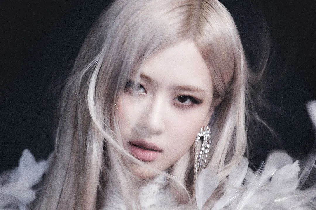 Rosé from BLACKPINK has shared the tracklisting for her forthcoming debut solo album