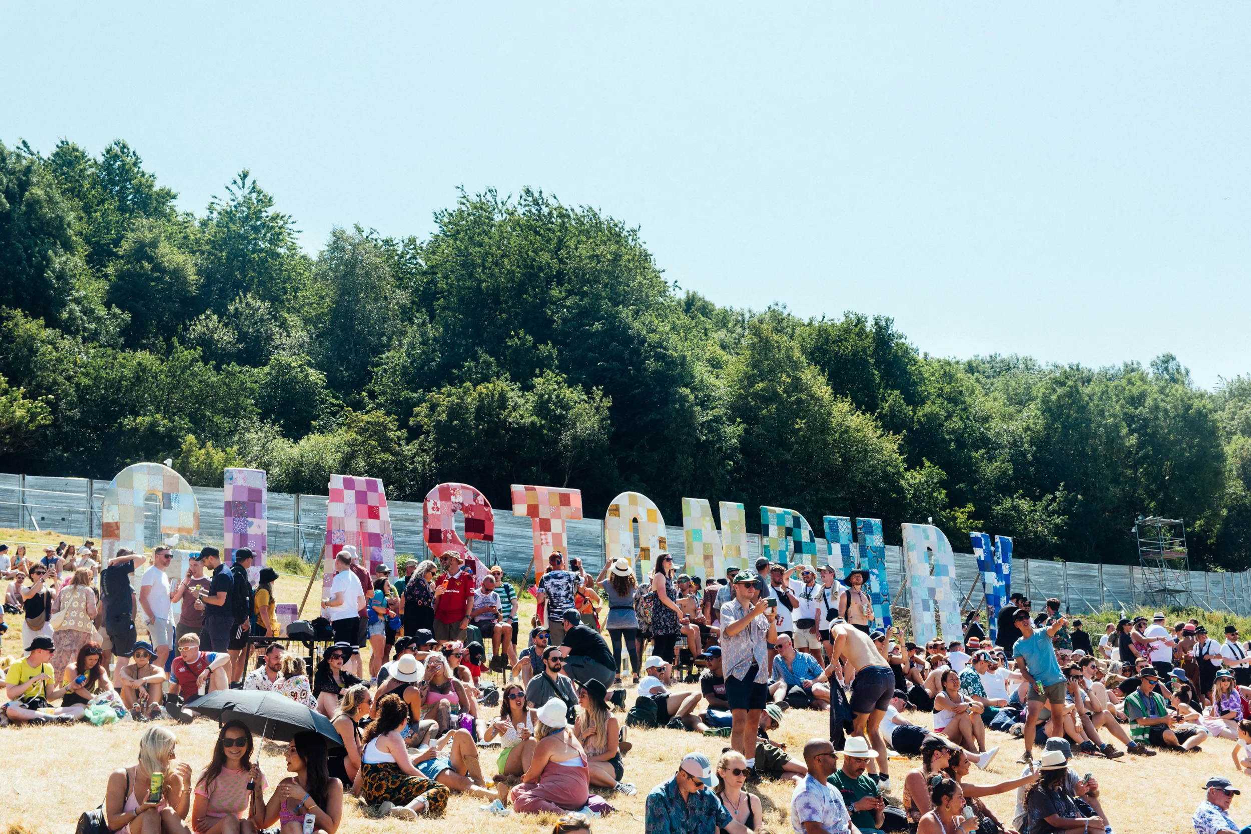 Glastonbury 2025 tickets sell out in 35 minutes with new queuing system