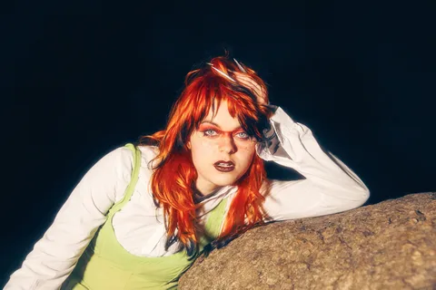 Ellie Dixon has dropped a piri remix of her new single 'Guts'