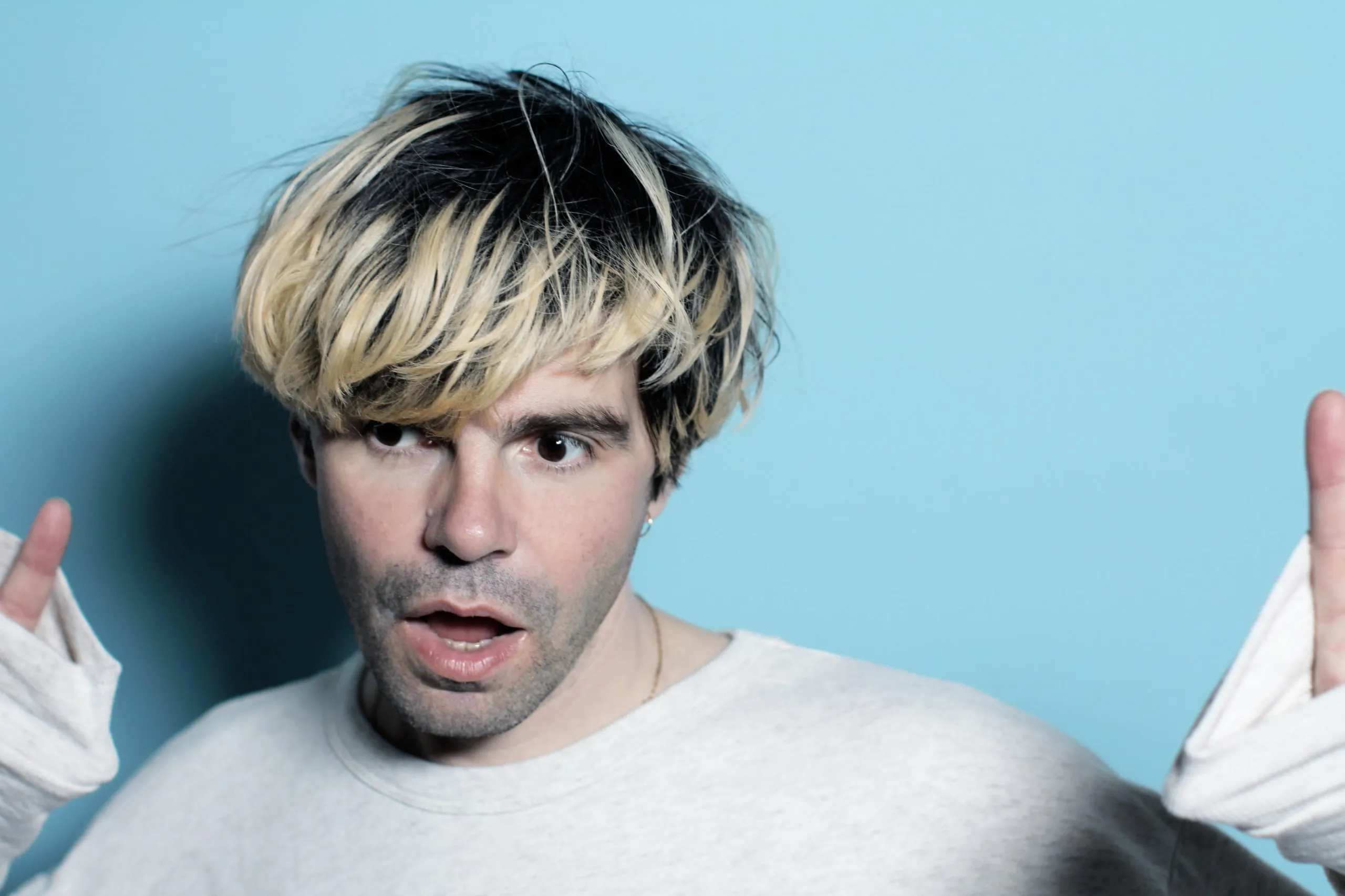 Tim Burgess announces free Manchester Merch Market for bands to sell merchandise commission-free