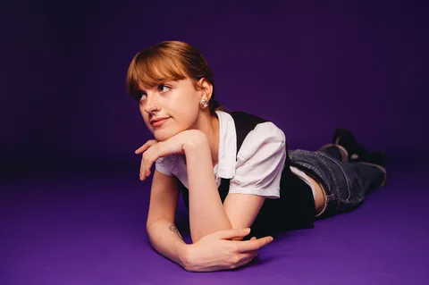 Chloe Slater has released her fab 'Love Me Please' EP, and shared new single 'Sucker'