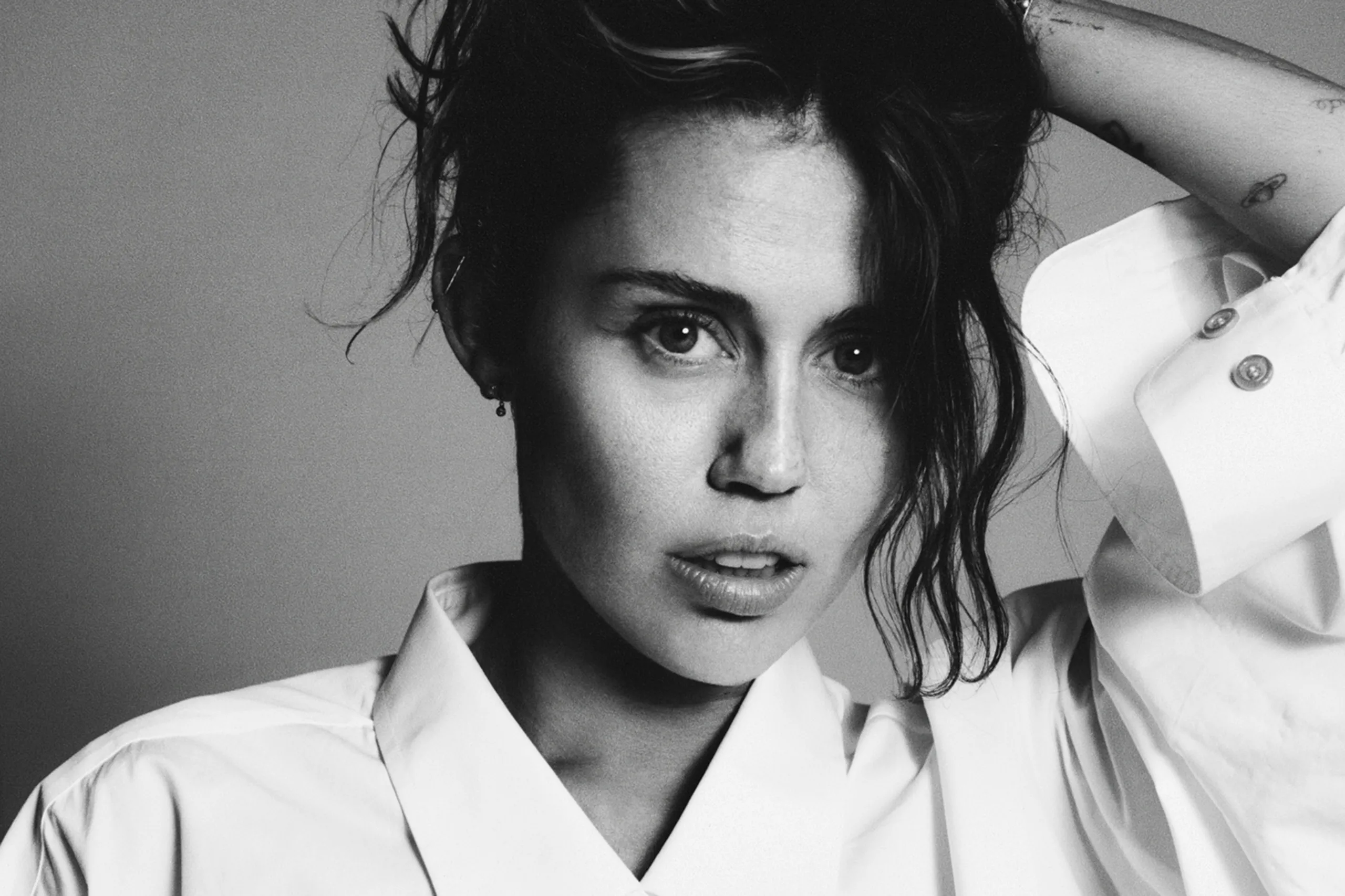Watch Miley Cyrus and Brittany Howard perform Sinéad O'Connor tribute on SNL50
