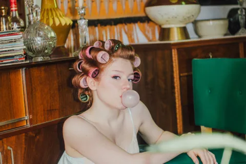 Housewife has announced new EP 'Girl of the Hour' with unsatisfied teaser single 'Work Song'