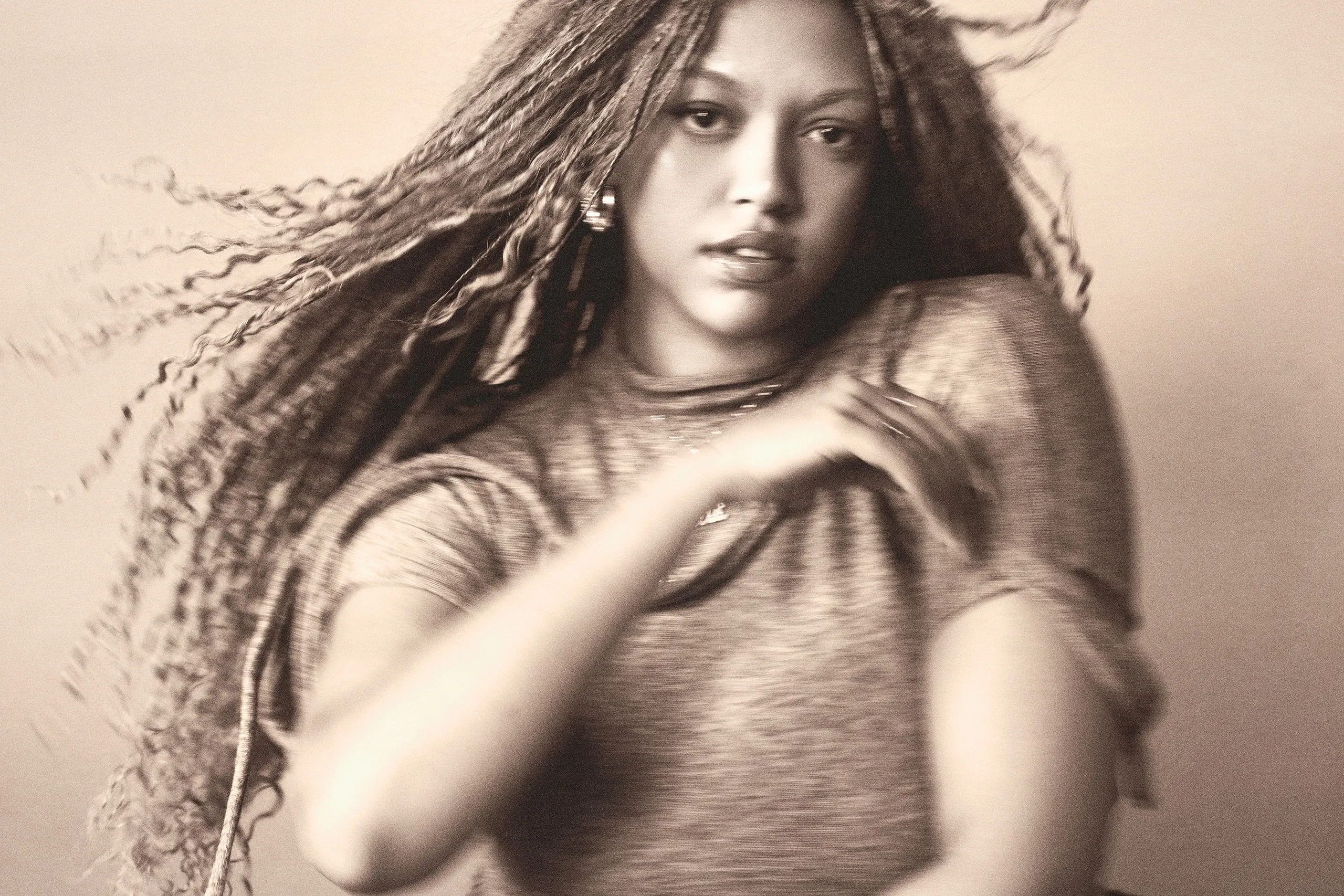 Mahalia has teamed up with Lila Iké on her new reggae-inspired single 'Pressure Points'