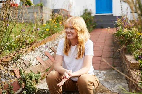 Lucy Rose has released 'Pale Blue Eyes', and announced some 2026 UK tour dates