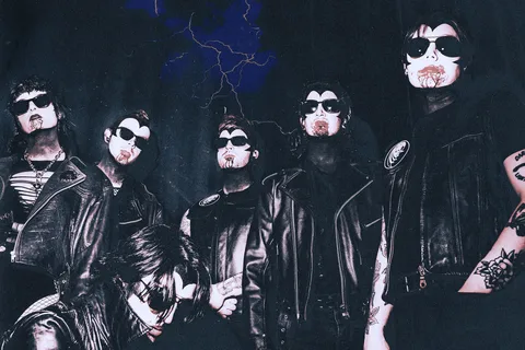 Creeper have shared their thrash-inspired single 'Headstones'