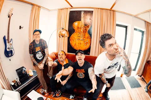 New Found Glory have booked a UK headline tour with Real Friends for October 2025
