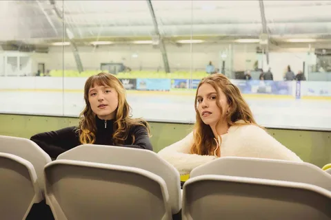 Prima Queen explore modern dating chaos with their new single 'Oats'