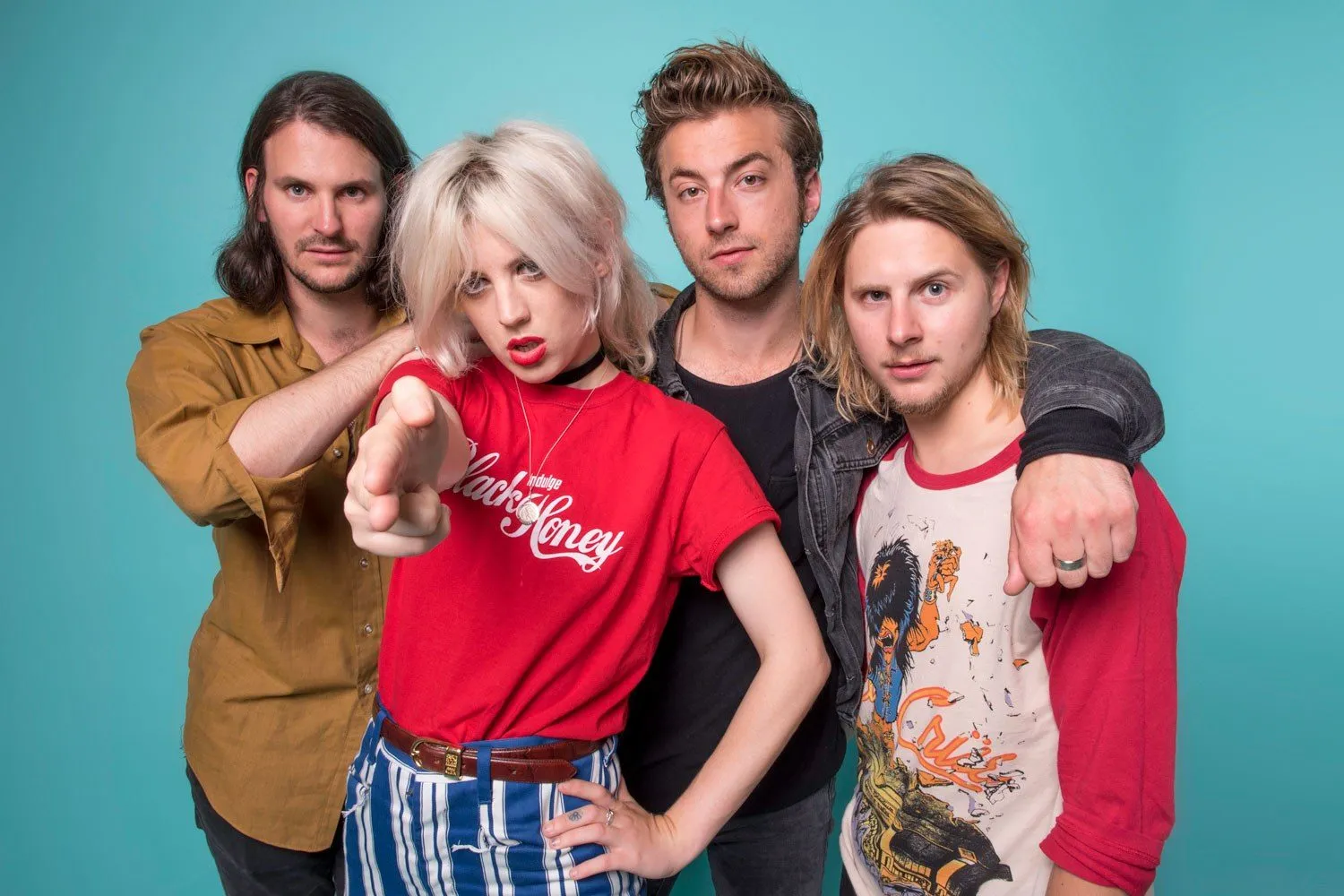 Black Honey drop shimmering new cut ‘Ghost’