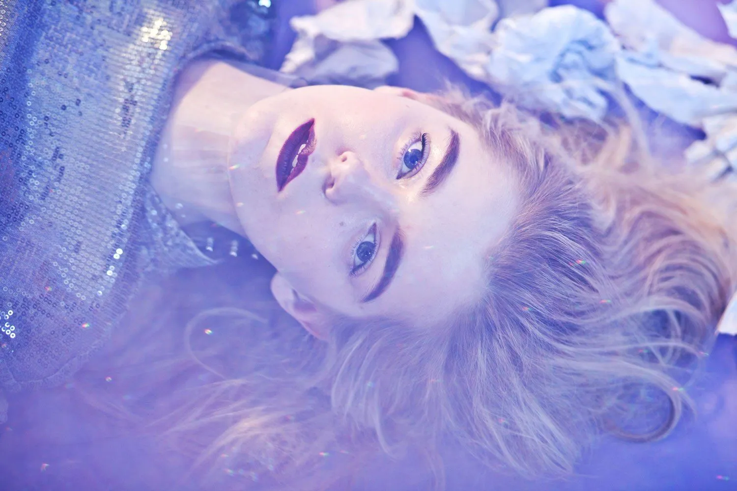 Check out Casi's latest pop hit 'Golden Age Thinking'